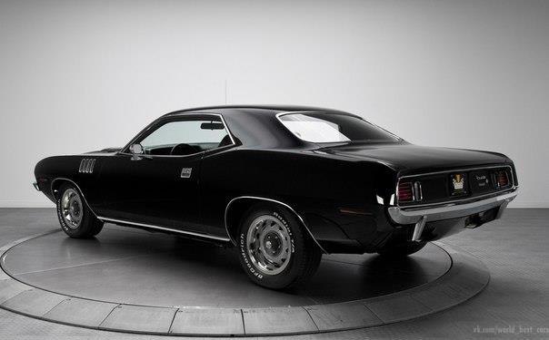 1971 Plymouth 'Cuda 440 Six Pack - 2