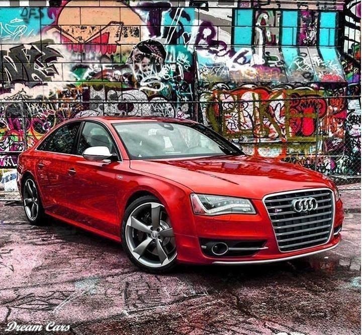 Audi S8