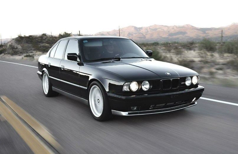 1991 BMW M5