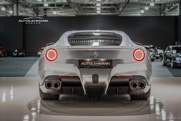 Ferrari F12 Berlinetta, 2013. : 18.900.000  = 538.612 $. : 1001 .  - ... - 5