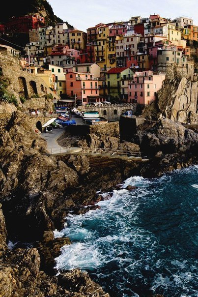 Manarola. Italy - 4