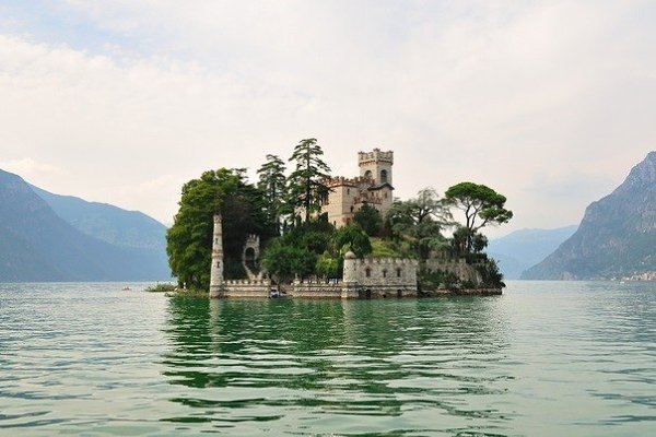   :;-).http://fotostrana.ru/public/233467 Lago d'Iseo, , 