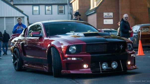 Ford Mustang GT Cervini