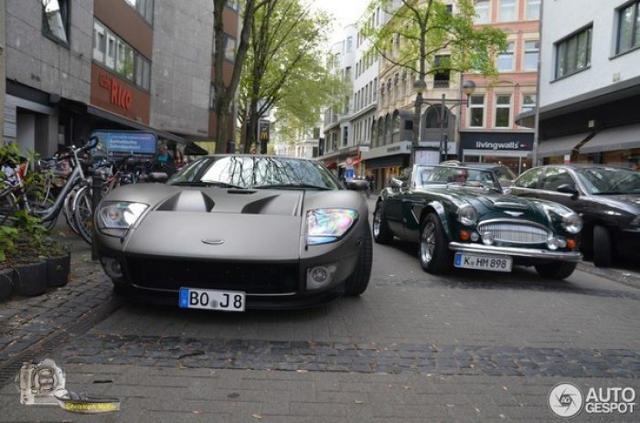 Ford GT. - 4