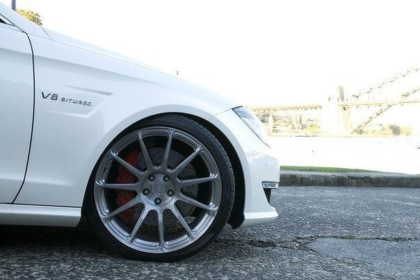 Mercedes-Benz CLS 63 AMG - 8