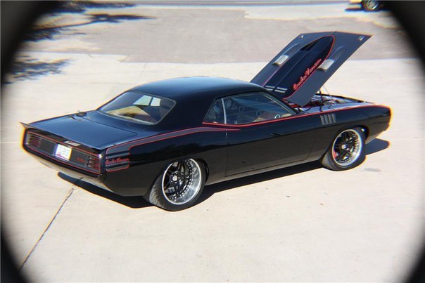 1971 Plymouth 'Cuda Custom - 2