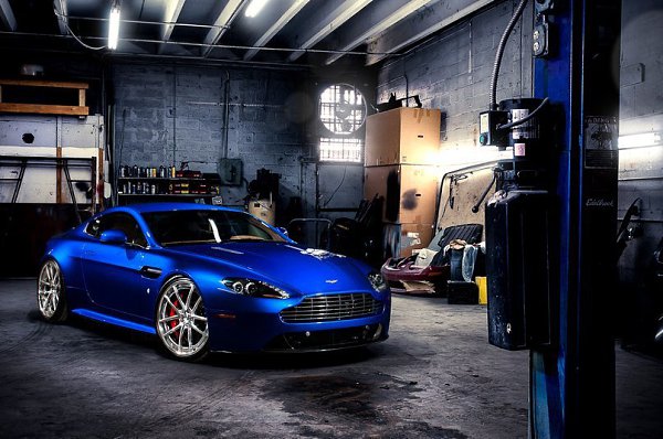 Aston Martin Vantage S.