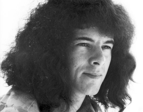     : 25  1945     (Noel Redding) -  ...