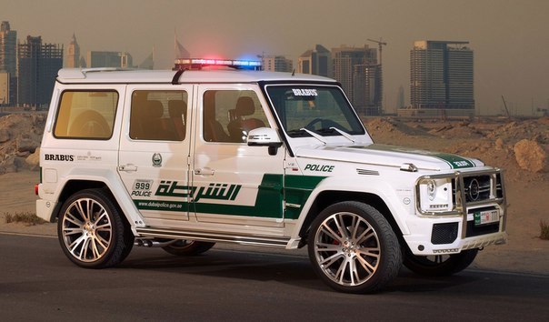 Police Brabus B63S-700 Widestar - 2