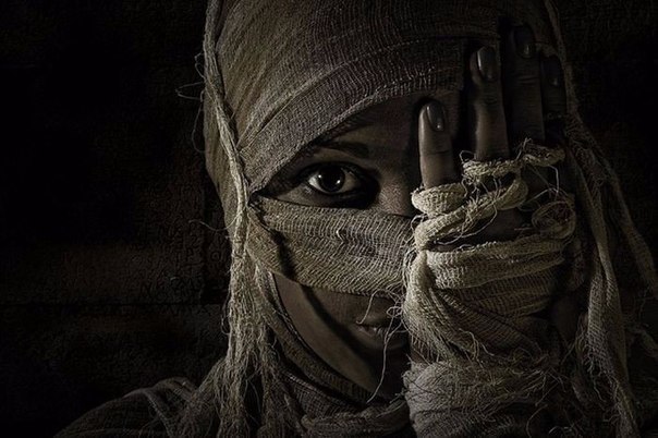 Вы никогда не задумывались о том, что счастливые воспоминания для человека гораздо дороже, чем всё, ...