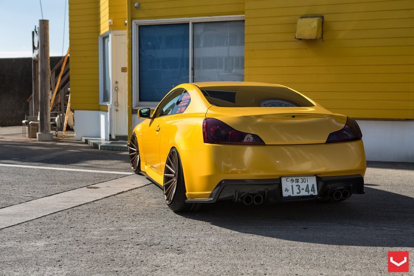 Infiniti G37 Coupe. - 8