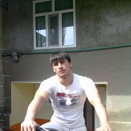 Ruslan, 30, 