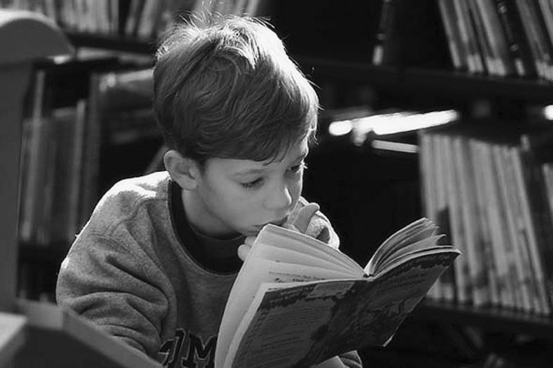 100 книг, которые нужно прочитать, чтобы понимать себя и других.1. «Мастер и Маргарита» Михаил ...