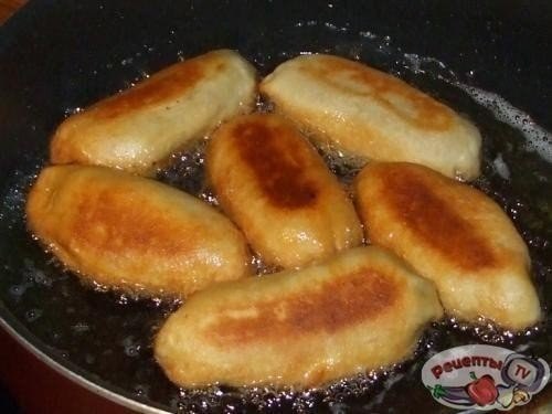 Ленивые пирожки с сосисками и сыром.Ингредиенты:Тесто:0,5 л кефира2 яйца300 мл сметаны2 ... - 4