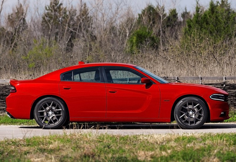 Dodge Charger R/T - 2