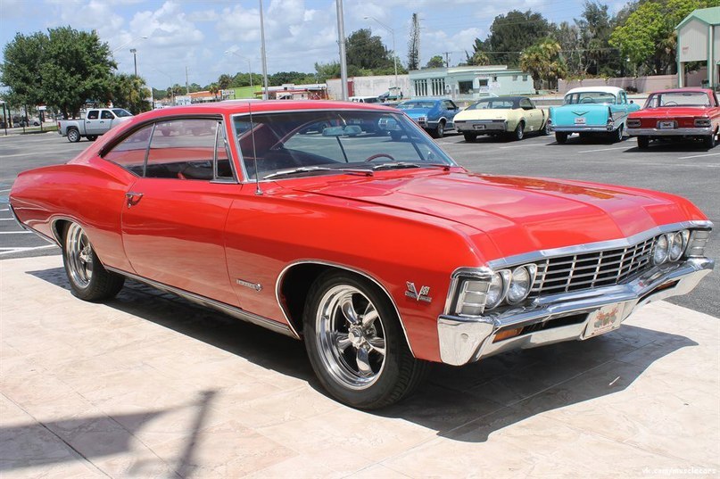 1967 Chevrolet Impala SS - 4