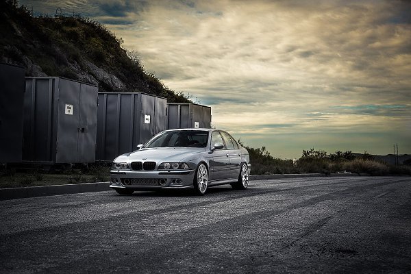 BMW M5 E39 B HD .