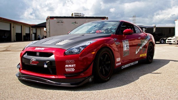 Nissan GT-R