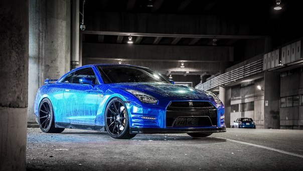 Nissan GT-R