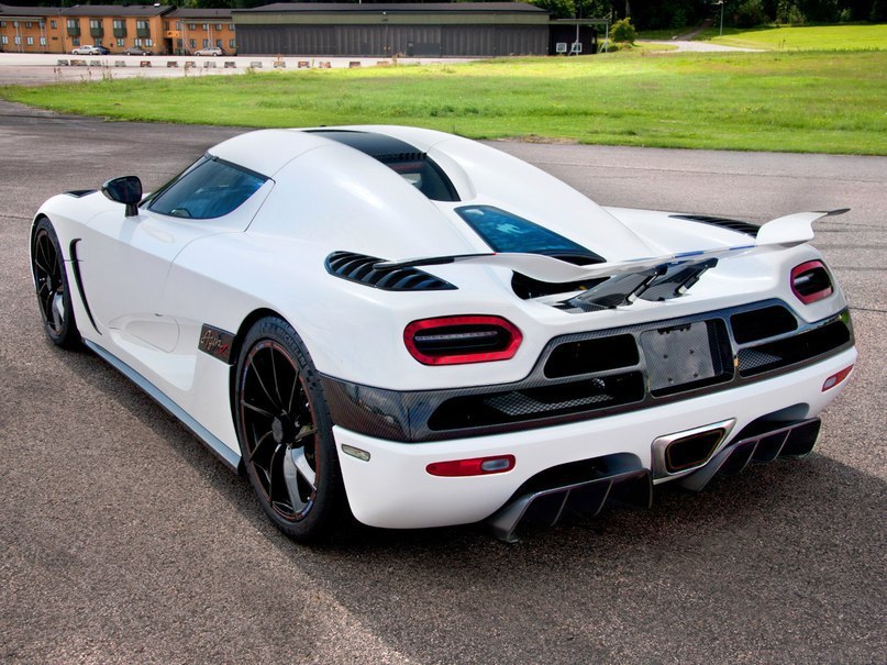 Koenigsegg Agera R - 8