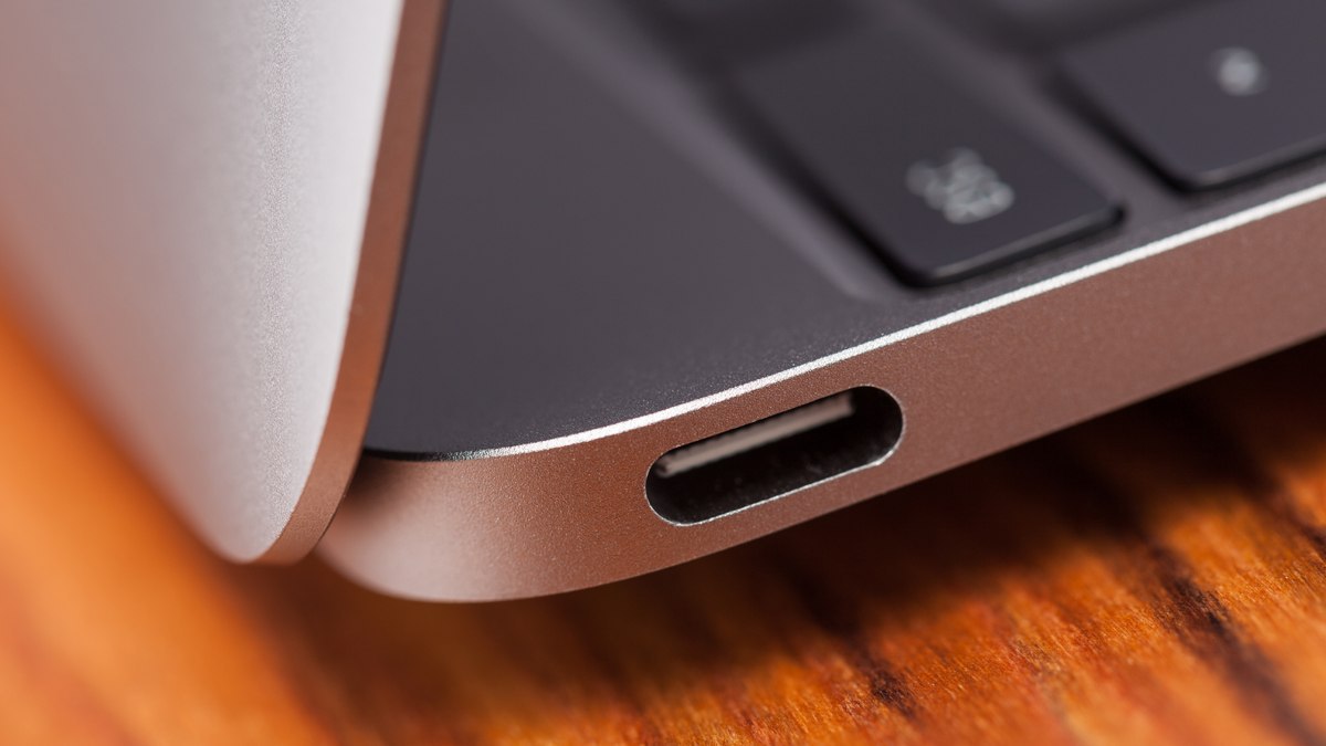 Dual usb c apple