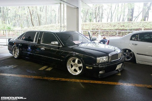 Nissan President