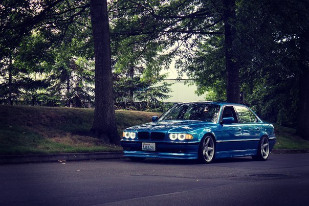 BMW 7 Series E38 - 5