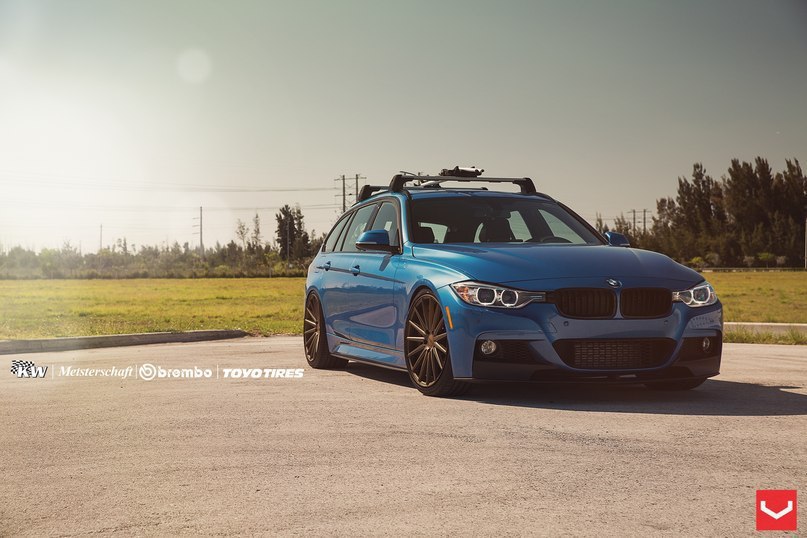 BMW 3-Series Touring.