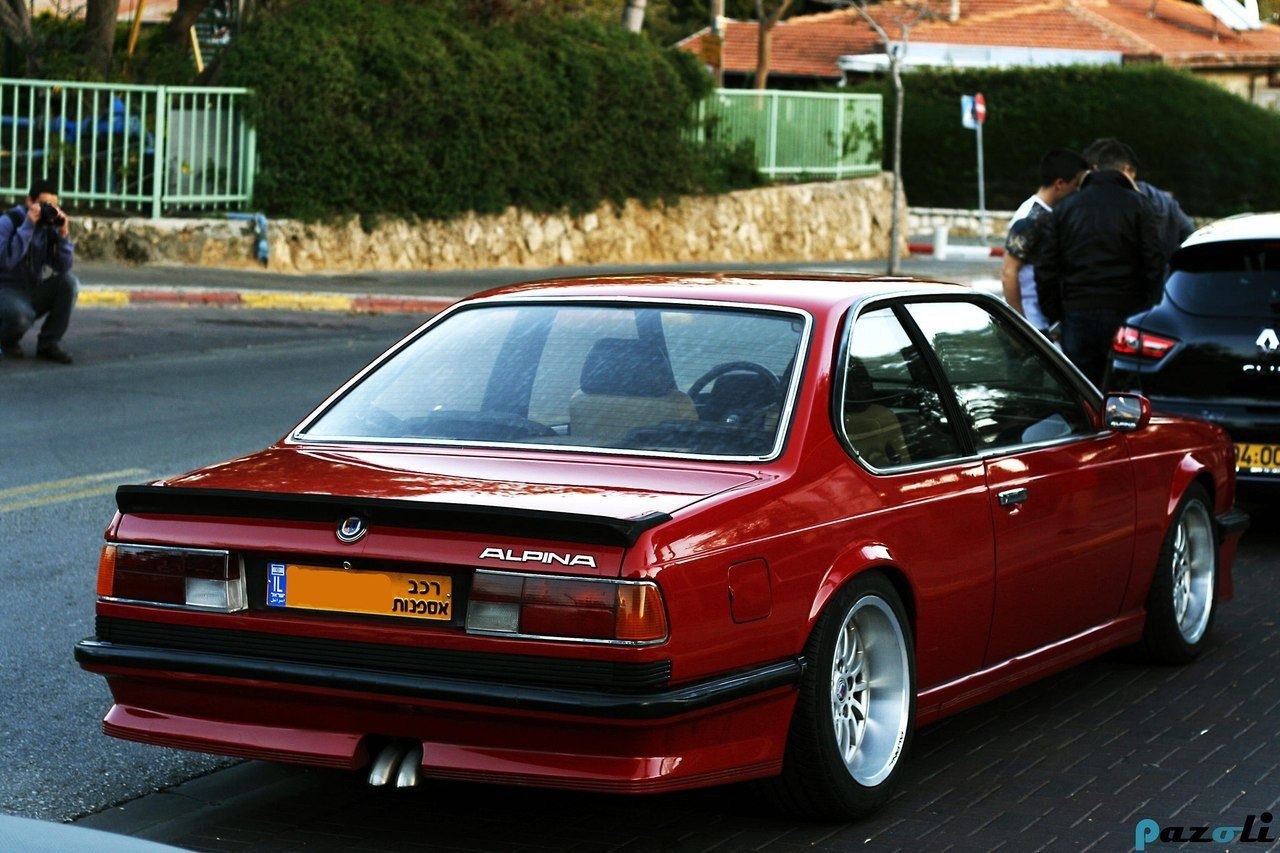 BMW 6 Series E24 - 4