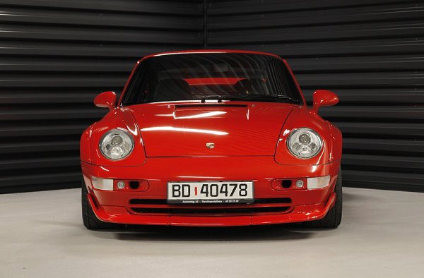 Porsche 911 (993) GT2. - 2