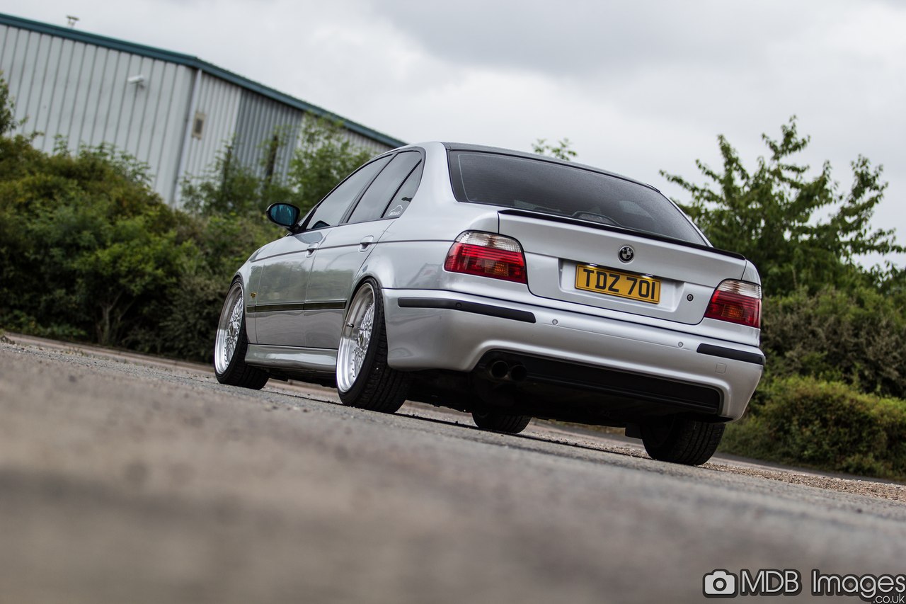 BMW 5 Series E39 - 5