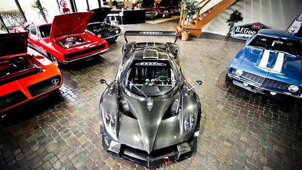 Pagani Zonda R