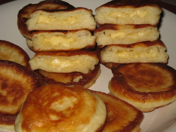 Оладьи с сыром. Юлия Костенич 1 чайную ложку дрожжей (я сухие беру, самые простые и часто ...