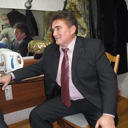Robert Hvalov, , 64 
