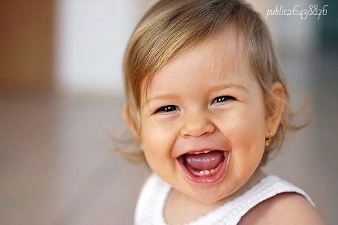 Когда-нибудь мы будем скучать по крошкам на диване, изрисованным обоям и громкому в 7 утра ...