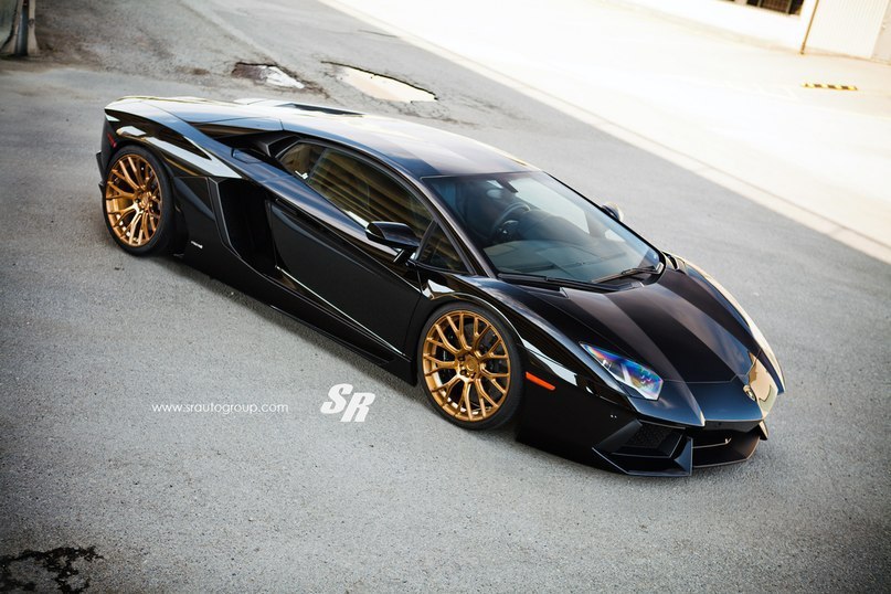 Lamborghini Aventador LP700. - 3