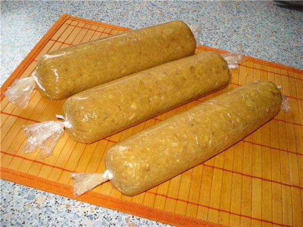 СЛИВОЧНАЯ КОЛБАСКА.Наслаждайтесь вкусом из детства.Ингредиенты:· 2 пачки печенья (со вкусом ... - 2