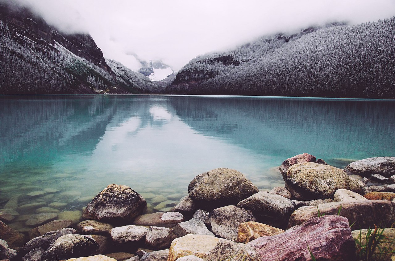 Louise Lake, Canada