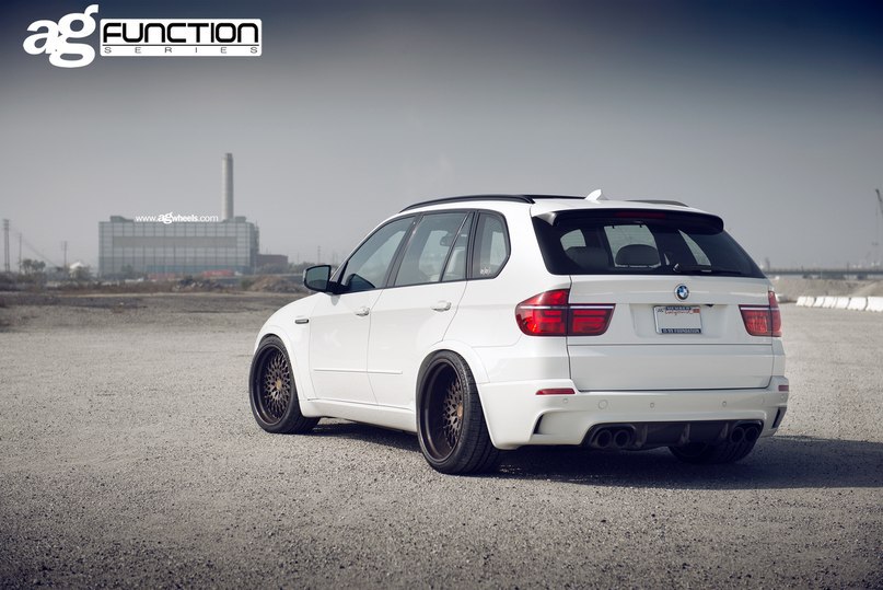 BMW X5 M. - 4