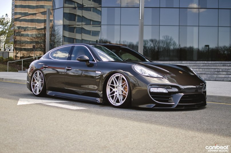 Porsche Panamera.