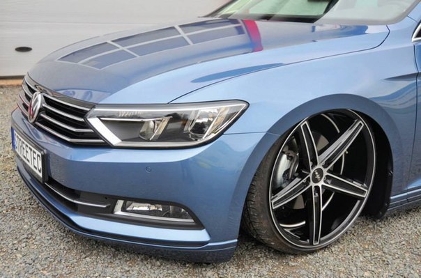 VW Passat B8 Slammed on Oxigin Wheels - 3