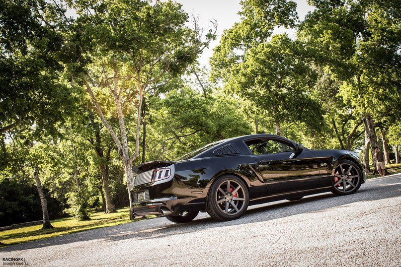 Ford Mustang GT. - 7