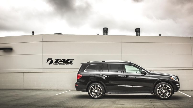 Mercedes-Benz GL450 on Vossen CV1. - 4