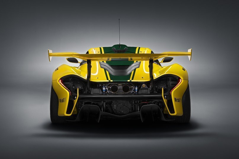 McLaren P1 GTR.: 3.8 V8: 1000 ... : 362 /  : 2.5 ... - 6