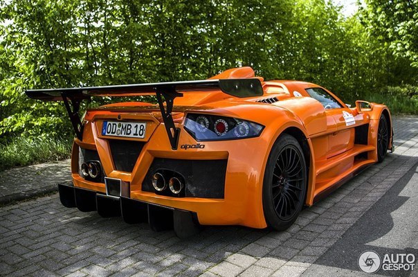 Gumpert Apollo Sport - 7