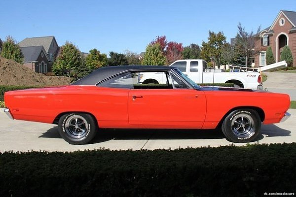 1969 Plymouth Road Runner - 3