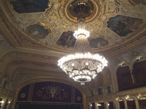 http://tindom.ru/2015/03/27/odesskiy-opernyiy-teatr/   ! - 2