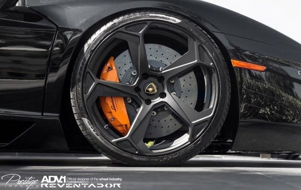 Lamborghini Aventador - 6