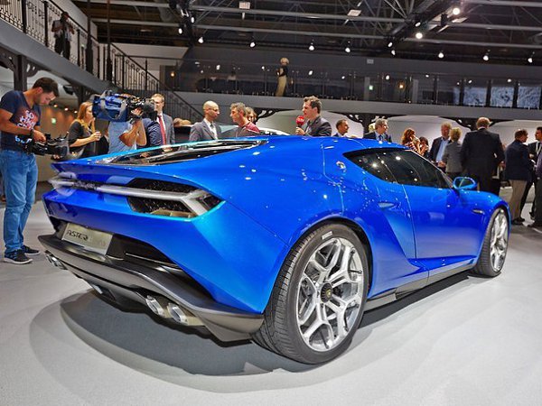 Lamborghini Asterion LPI 910-4. - 2