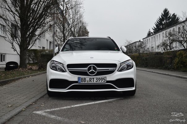 Mercedes-AMG C 63 Estate (S205), 2014.    V8 Bi-Turbo (3982 )   476 ... - 2